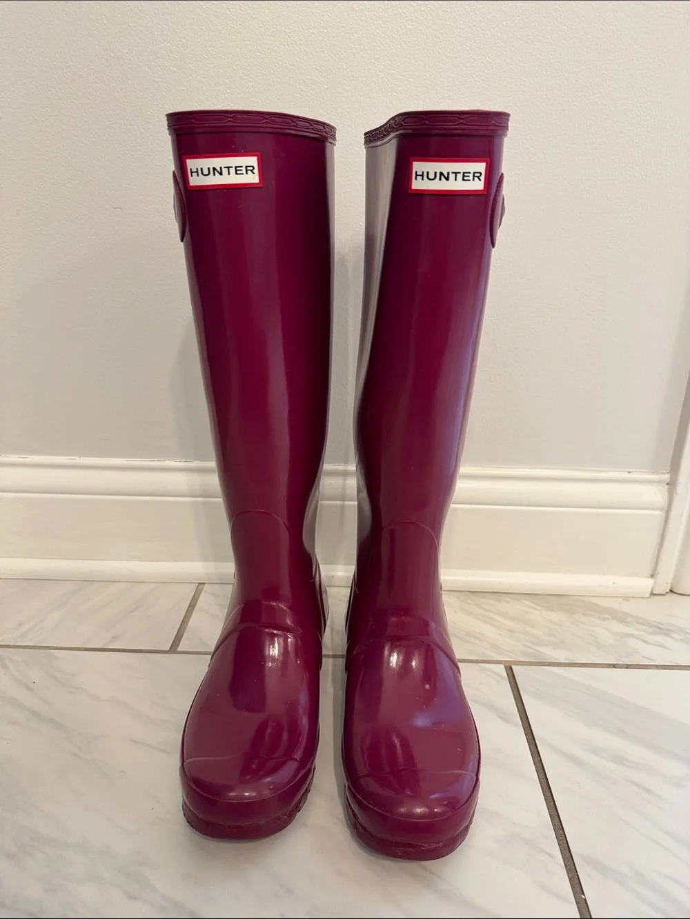 Hunter Tall Gloss Rain Boots - Deep Berry